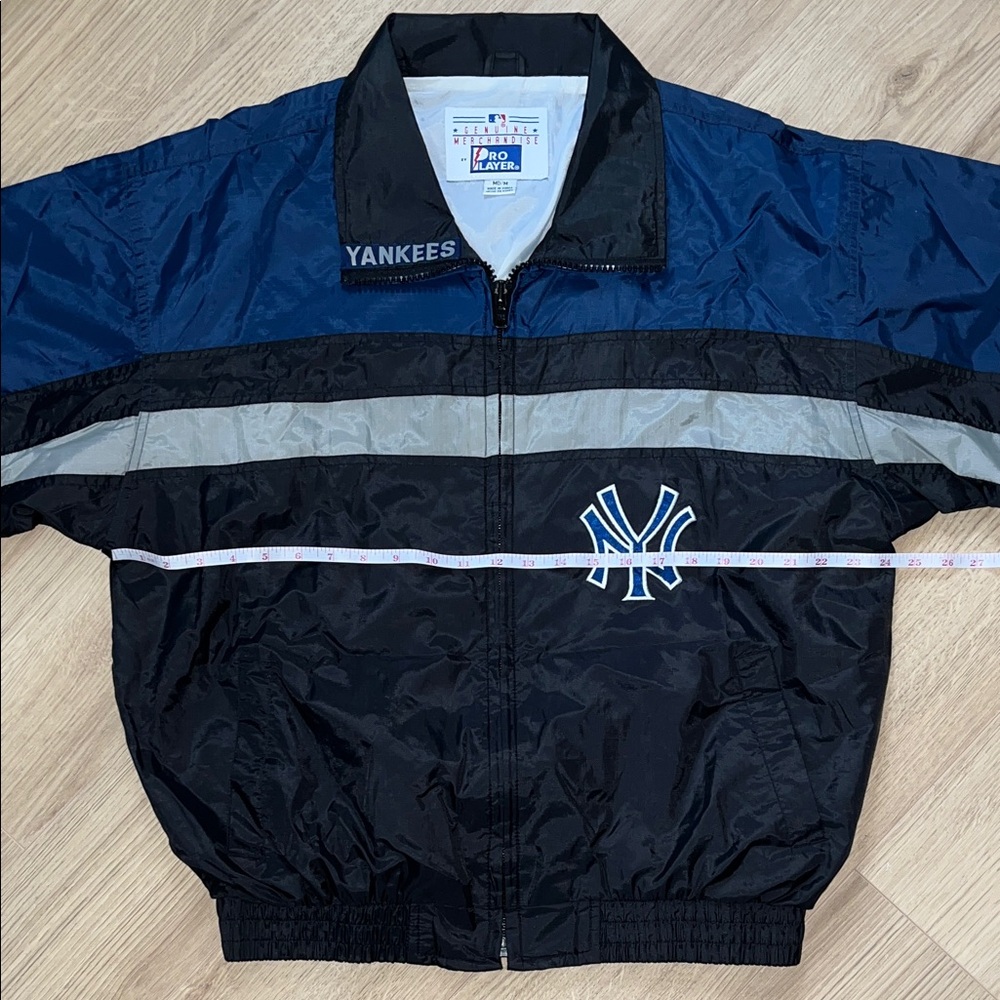Yankees Pro Player Navy and Black Windbreaker